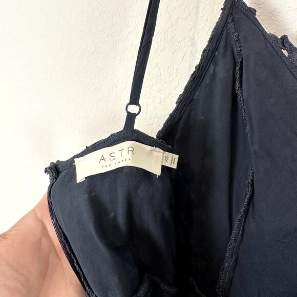 ASTR Kenna Eyelet Lace Midi Dress in Navy Size XS - Picture 4 of 7